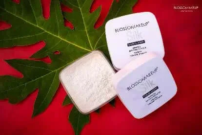 Seasonal Sale Blossom Makeup Silk Translucent Mineral Powder
