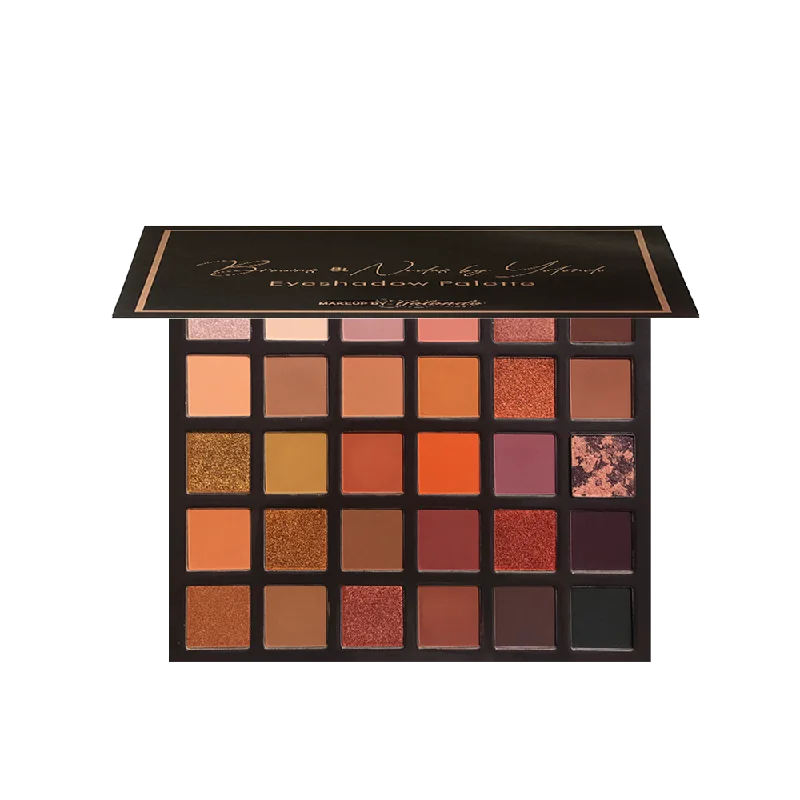 This Weekend's Hottest Deals Are Live Browns and Nudes by Yolondo Eyeshadow Palette