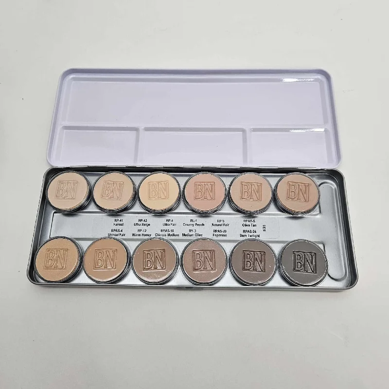 Bargain Alert Theatrical Creme Foundations Palette