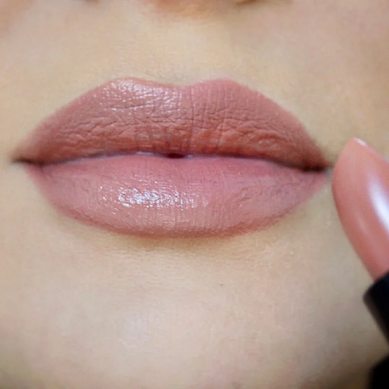 Weekend-Only Price Drops Game Changer Lipstick